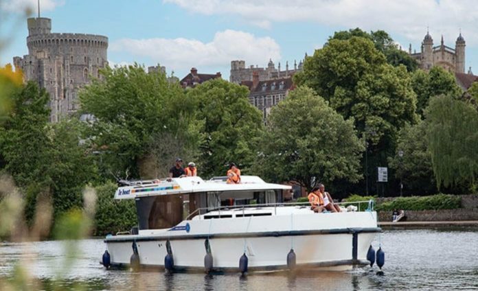 Tour Windsor Castle arrive via LeBoat